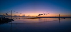 Morning on the Humber bridge Wallpaper