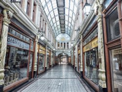 hepworths arcade in hull old town Wallpaper