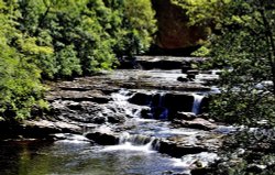 Aysgarth Falls Wallpaper