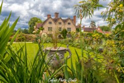 Packwood House Wallpaper