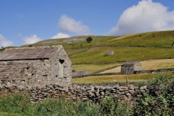 Stone Barns, Muker Wallpaper