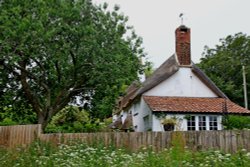 Cottage of East Budleigh Wallpaper