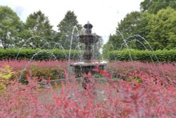 Hever Castle Gardens Wallpaper