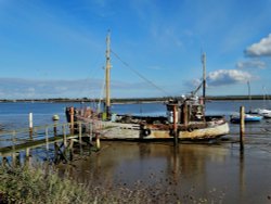 Old Wreck in Heybridge Wallpaper