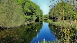 Barnsley Canal Wallpaper