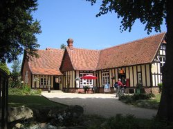 The village store, post office and bistro, Ardington Wallpaper