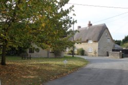 Church lane, Charlton-on-Otmoor Wallpaper