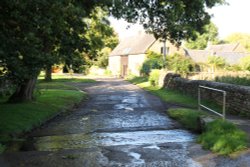 A small ford in Birds Lane, Epwell Wallpaper