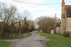 Period cottages in Weston-on-the-Green Wallpaper