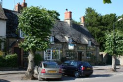 High Street, Shrivenham Wallpaper