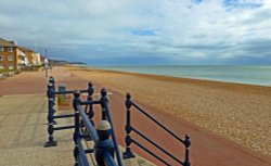 Hythe beach Wallpaper