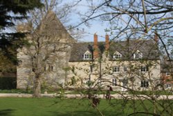 The Great Kitchen (on the left) and Manor Farmhouse at Stanton Harcourt Wallpaper