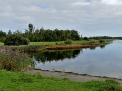 Anglers Country Park, Wintersett Wallpaper