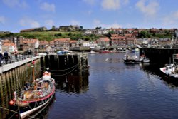 Whitby Harbour Wallpaper