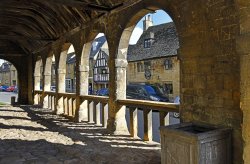 Chipping Campden Wallpaper