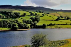 Ladybower Reservoir Wallpaper