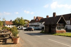 The old 'well' and The Square, Yattendon Wallpaper