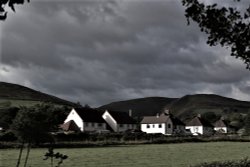 Cottages in Little Stretton as viewed from the A.49. Wallpaper