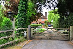 Old Manor Farm House, East Clandon Wallpaper