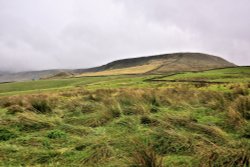 Long Hill from the top of Lesser Lane in the High Peak Wallpaper