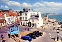 Lyme Regis view Wallpaper