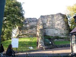 Entering Pontefract Castle Wallpaper