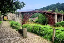 The Ironbridge Ove the River Severn in Shropshire Wallpaper