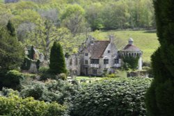 Scotney Castle Wallpaper