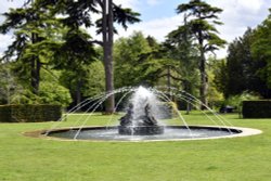 Blenheim Palace Gardens Wallpaper