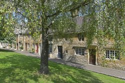 Chipping Campden Wallpaper