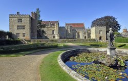 Penshurst Place Wallpaper