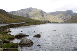 Llyn Ogwen, Snowdonia Wallpaper