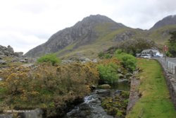 Tryfan, Snowdonia Wallpaper