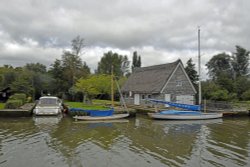 Oulton Broad Wallpaper