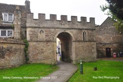 Abbey Gateway, Malmesbury, Wiltshire 2021 Wallpaper