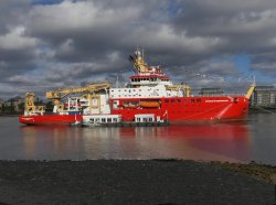 Sir David Attenborough Polar Ship Wallpaper