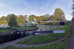 Caen Hill Locks, Devizes Wallpaper