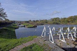 Caen Hill Locks, Devizes Wallpaper