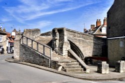 Crowland, Lincolnshire.  Trinity Bridge Wallpaper