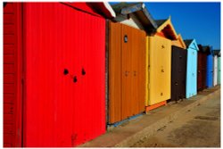 Red beach hut Wallpaper