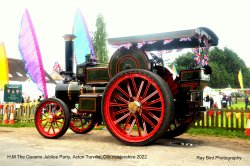 H.M The Queens Jubilee Party, Acton Turville, Gloucestershire 2022 Wallpaper