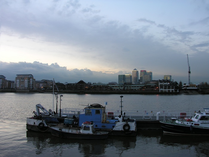 River Thames facing North, Greenwich, Greater London. Spring 2005