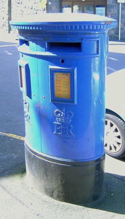 The same but different ... a Guernsey Pillar Box in St Peter Port, Channel Islands