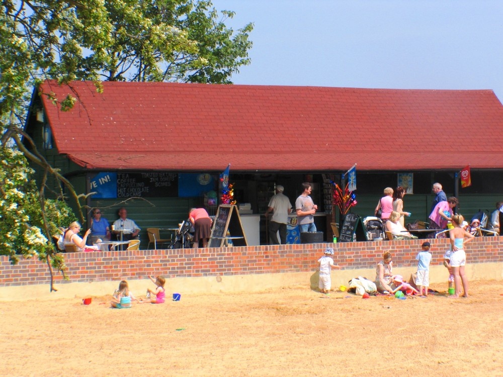 Maldon, Essex.  Childrens Sand Pit and another Refreshment Area
