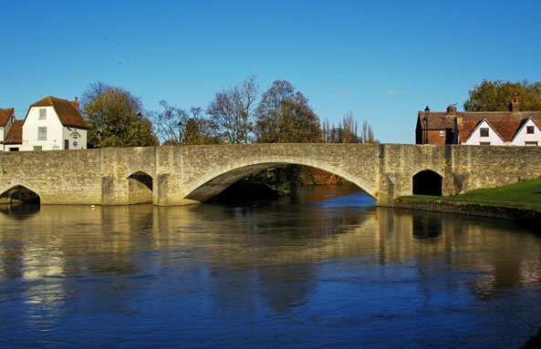 Abingdon Bridge over the River Thames, Abingdon, Oxfordshire.