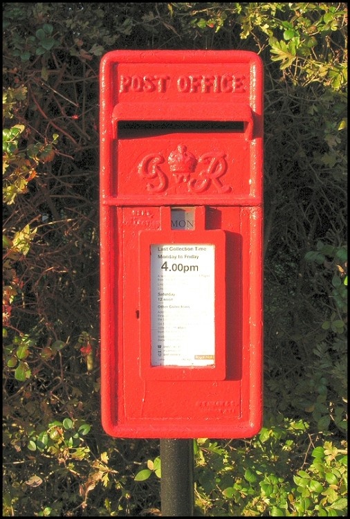 Post mounted  George VI postpox, Stragglethorpe, Lincolnshire