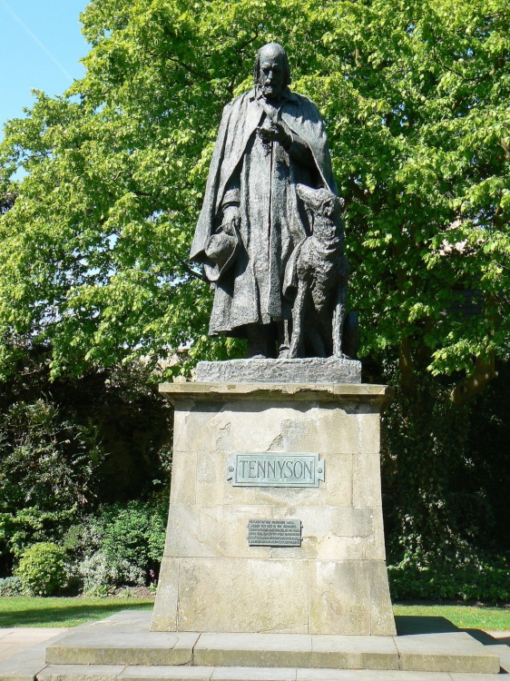 Statue of Tennyson in the grounds of Lincoln cathedral