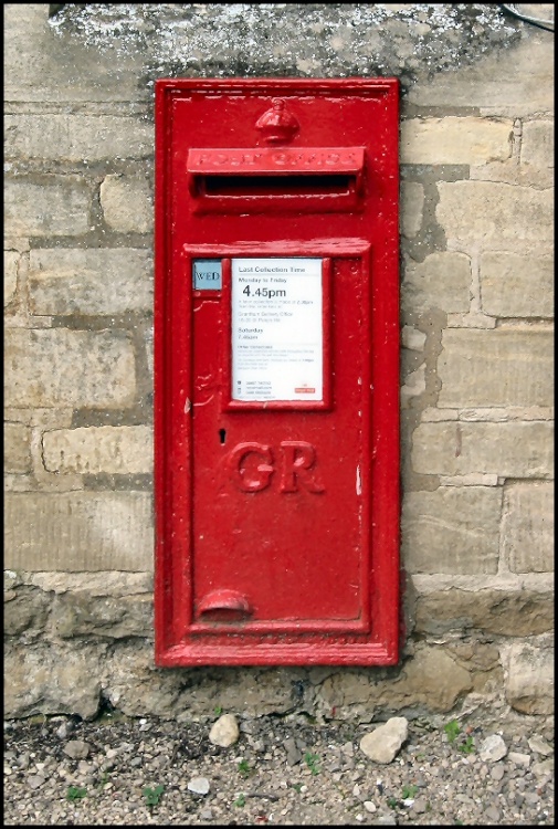 George V Post Box, Belton, Lincolnshire
