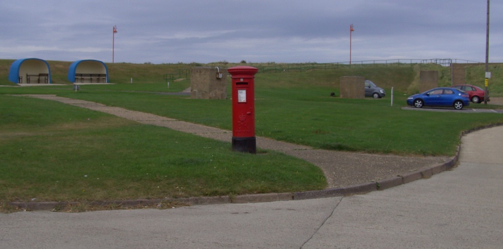 Post box in Trusthorpe, Lincolnshire