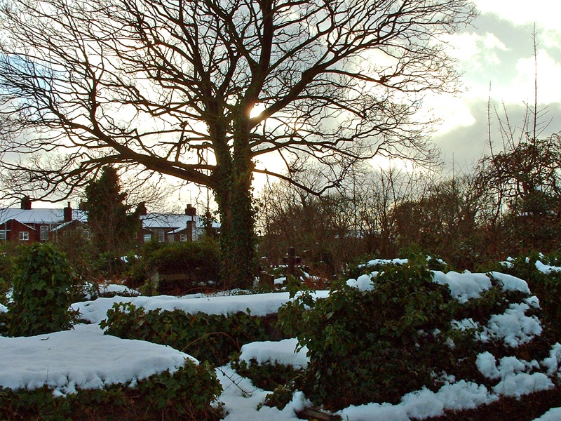 Graveyard in the snow, Great Yarmouth, Norfolk